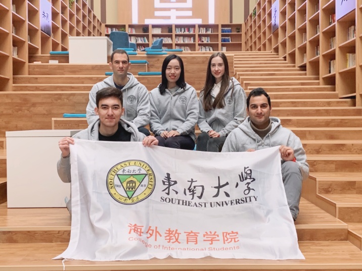 SEU Students Attended Opening Ceremony of Foreign Experts Book House in Jiangning District